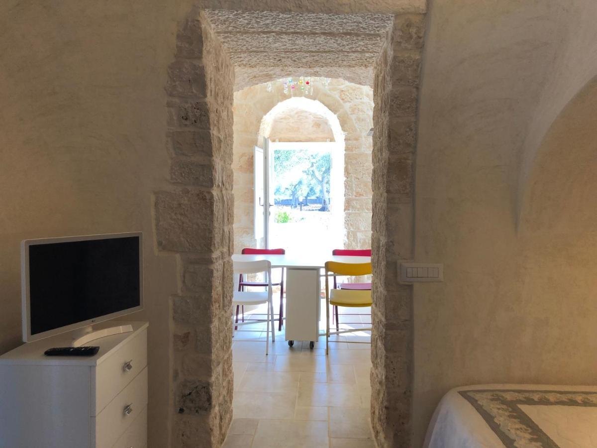 Trullo Dell' Edera Con Piscina Privata Apartment Alberobello Ngoại thất bức ảnh